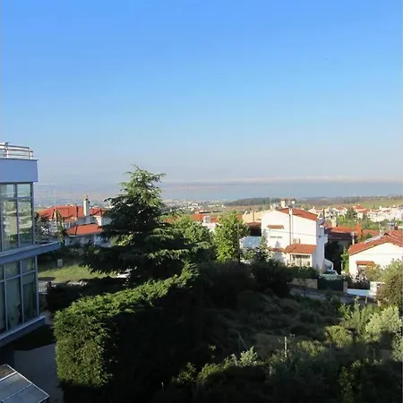 Villa Hillock: Traditional Luxury with Garden for Gatherings Thessaloniki Exterior photo