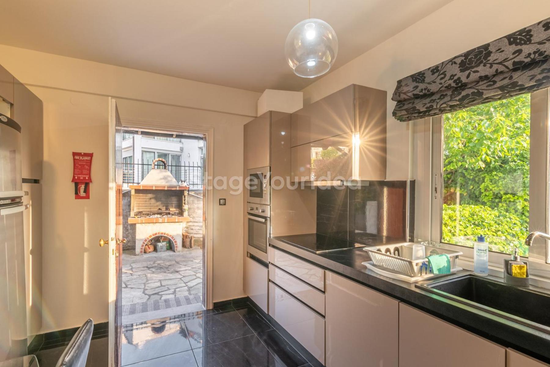 τraditional Fully Detached On A Luxurious Hillock Of With Its Own Garden Also For Family & Wedding Gatherings For 10 To 25 People Only 15 Minutes From Airport Villa Thessalonique