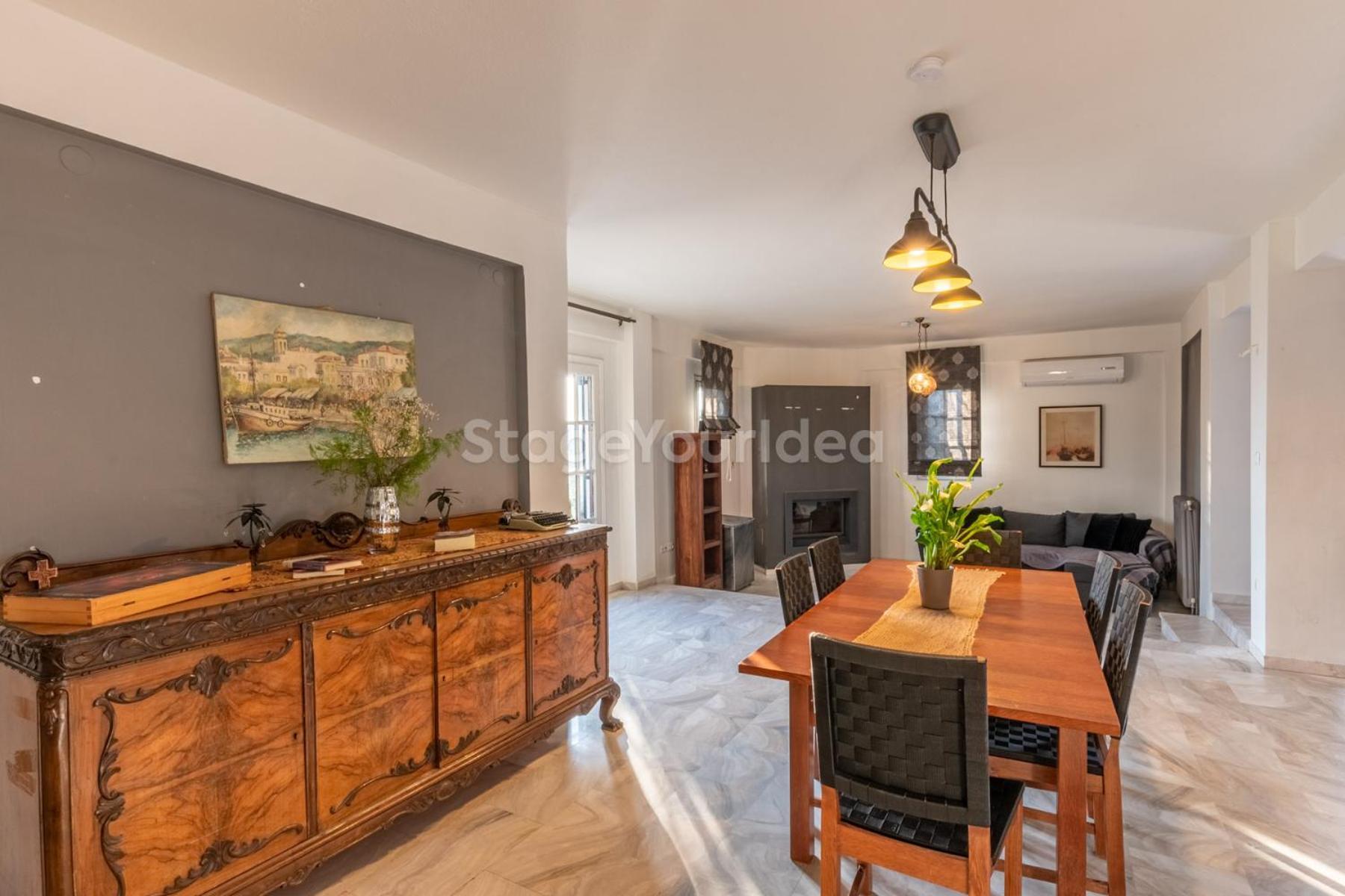 Hillock: Traditional Luxury With Garden For Gatherings *